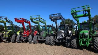 Plus de 12 % des accidents graves en agriculture impliquent un tracteur. ©P. Peeters Plus de 12 % des accidents graves en agriculture impliquent un tracteur. ©P. Peeters
